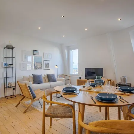 La Suzanne - Two Bedrooms - *