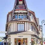 La Suzanne - Two Bedrooms -