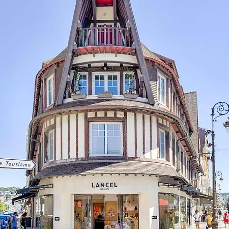 La Suzanne - Two Bedrooms -