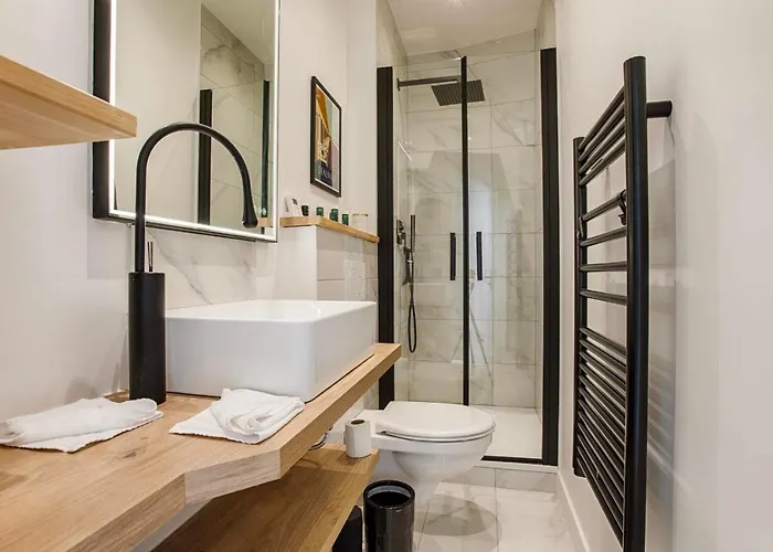 La Suzanne - Two Bedrooms -